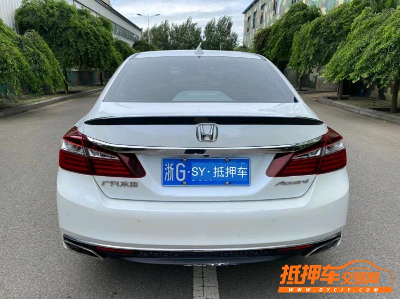 沈阳17年本田雅阁4