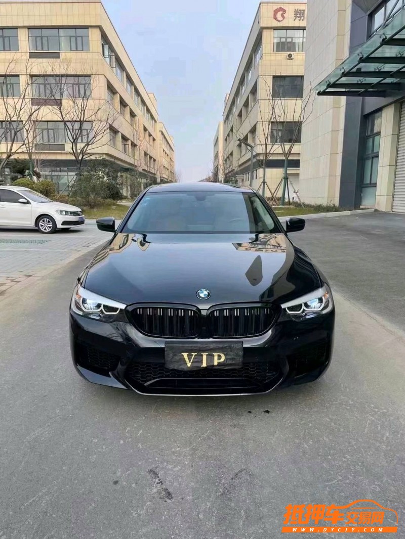 徐州18年宝马5系8