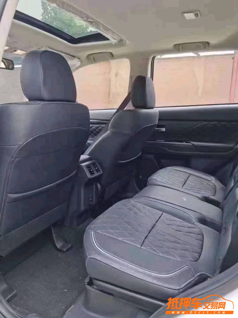 北京21年三菱欧蓝德6