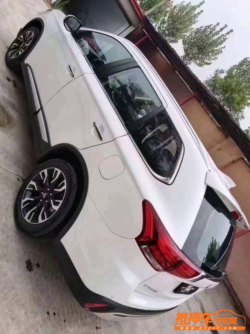 北京21年三菱欧蓝德1