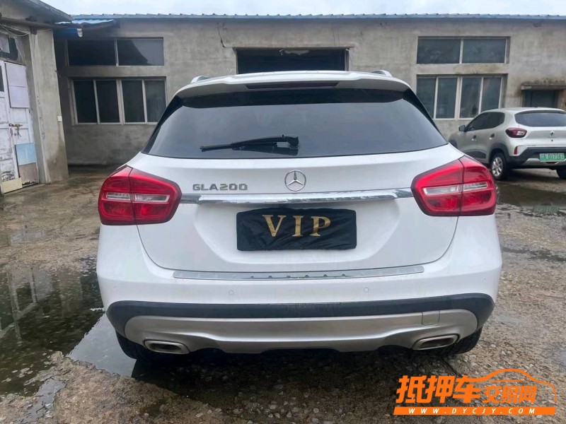 沈阳17年奔驰GLA3