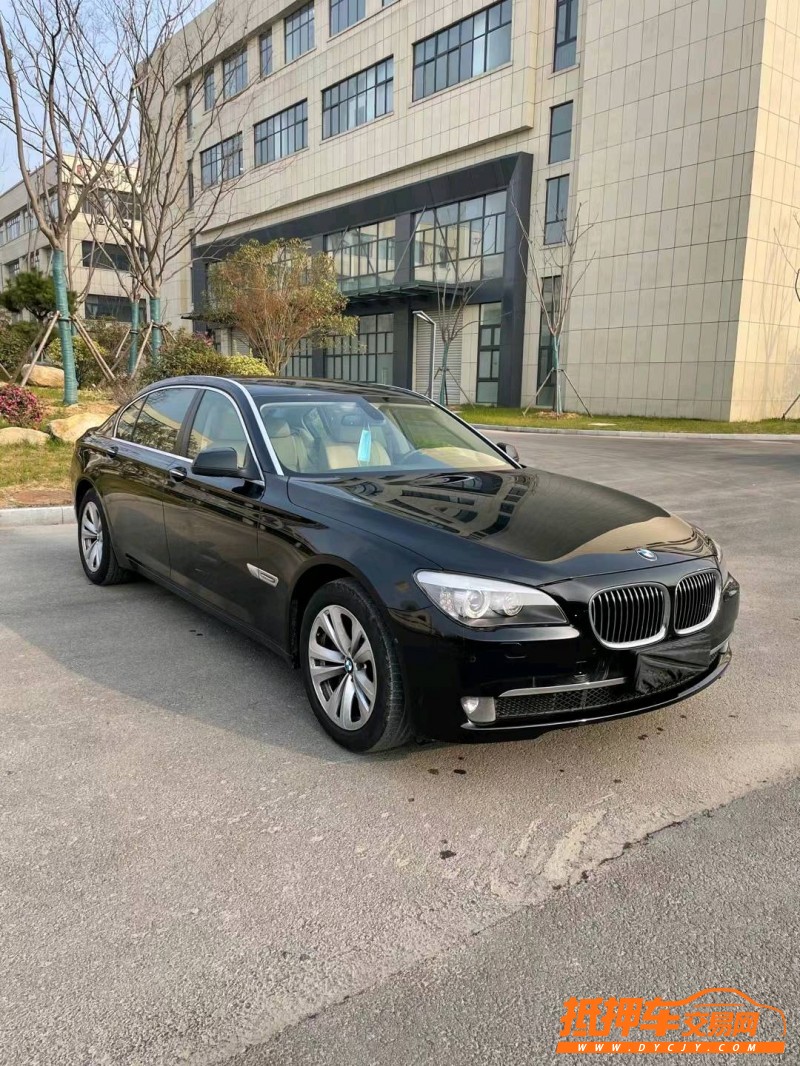 徐州11年宝马7系7