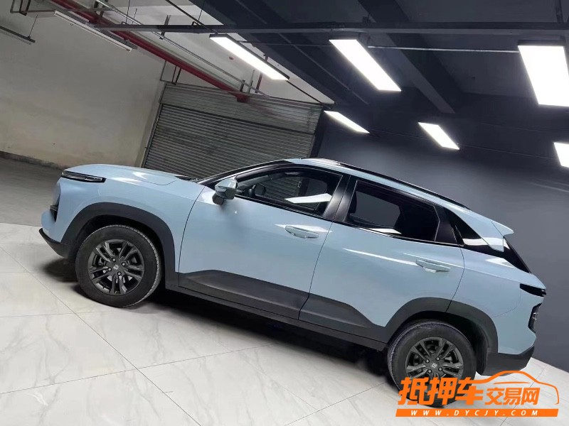 成都20年寶駿RS33
