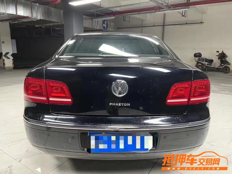 成都12年大眾輝騰3