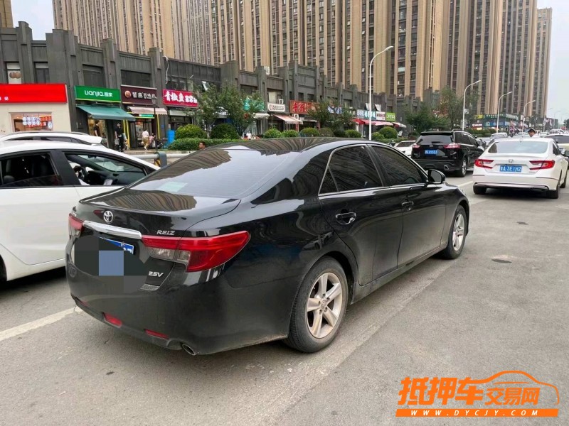 潍坊14年丰田锐志3