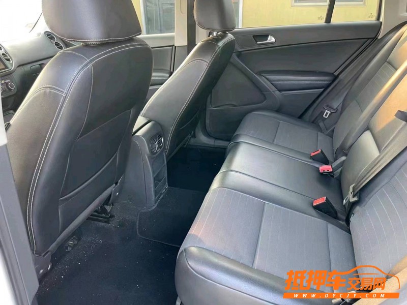 潍坊18年大众途观4