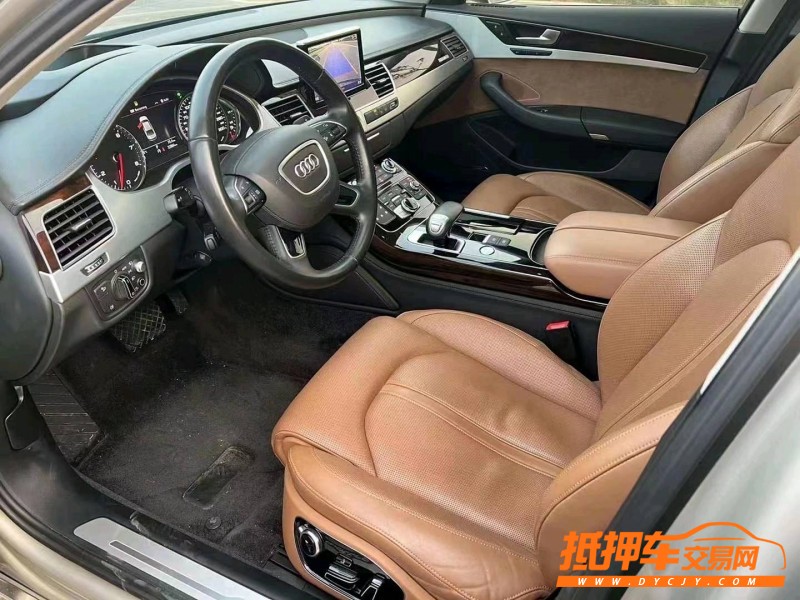 潍坊17年奥迪A8L8