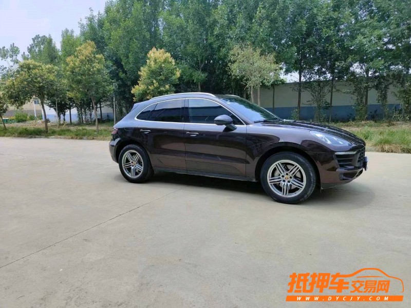 濰坊15年保時捷Macan1