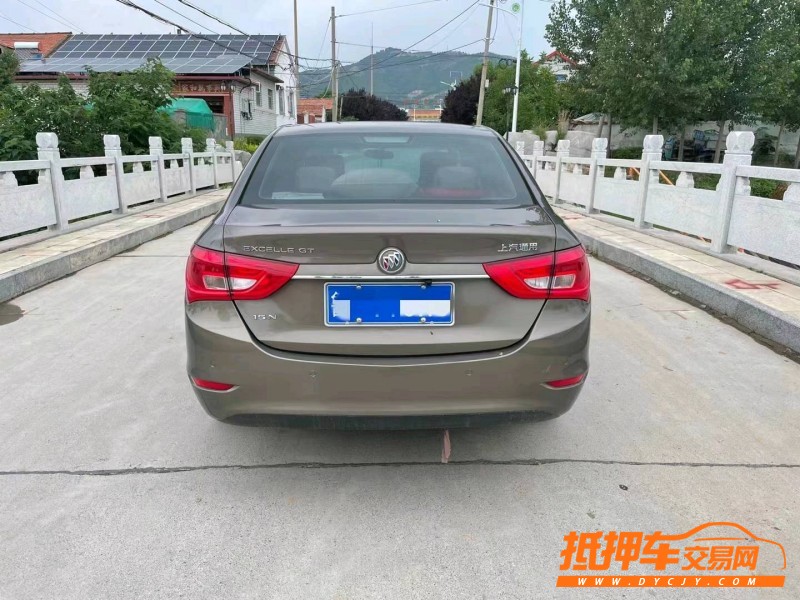 潍坊17年别克英朗9