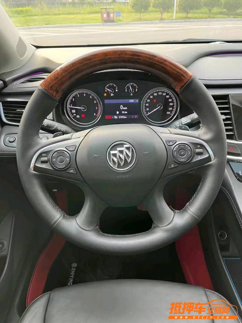 北京20年别克君越6