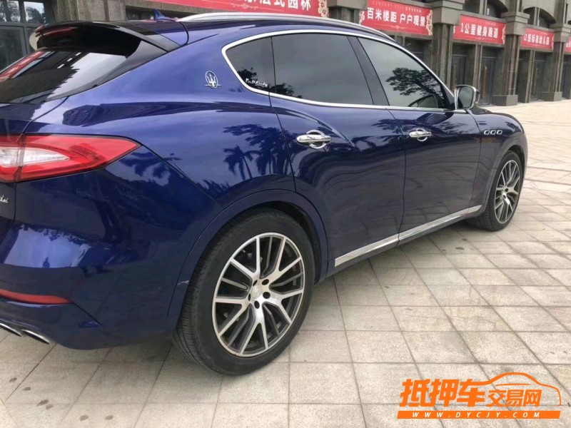 東莞17年瑪莎拉蒂Levante9