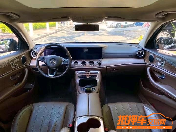 廈門18年奔馳E4