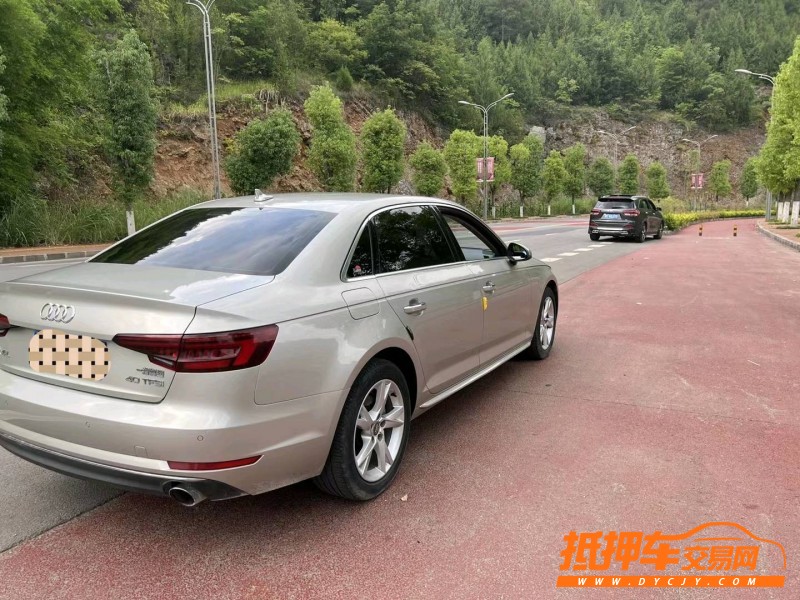 重慶18年奧迪A4L2