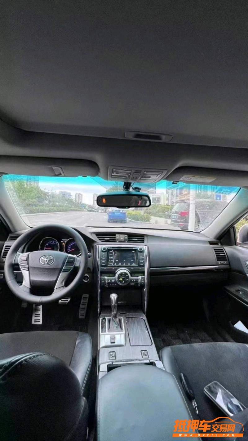 潍坊16年丰田锐志6