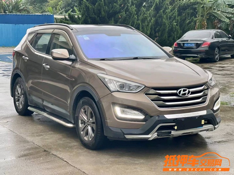 东莞14年现代全新胜达3