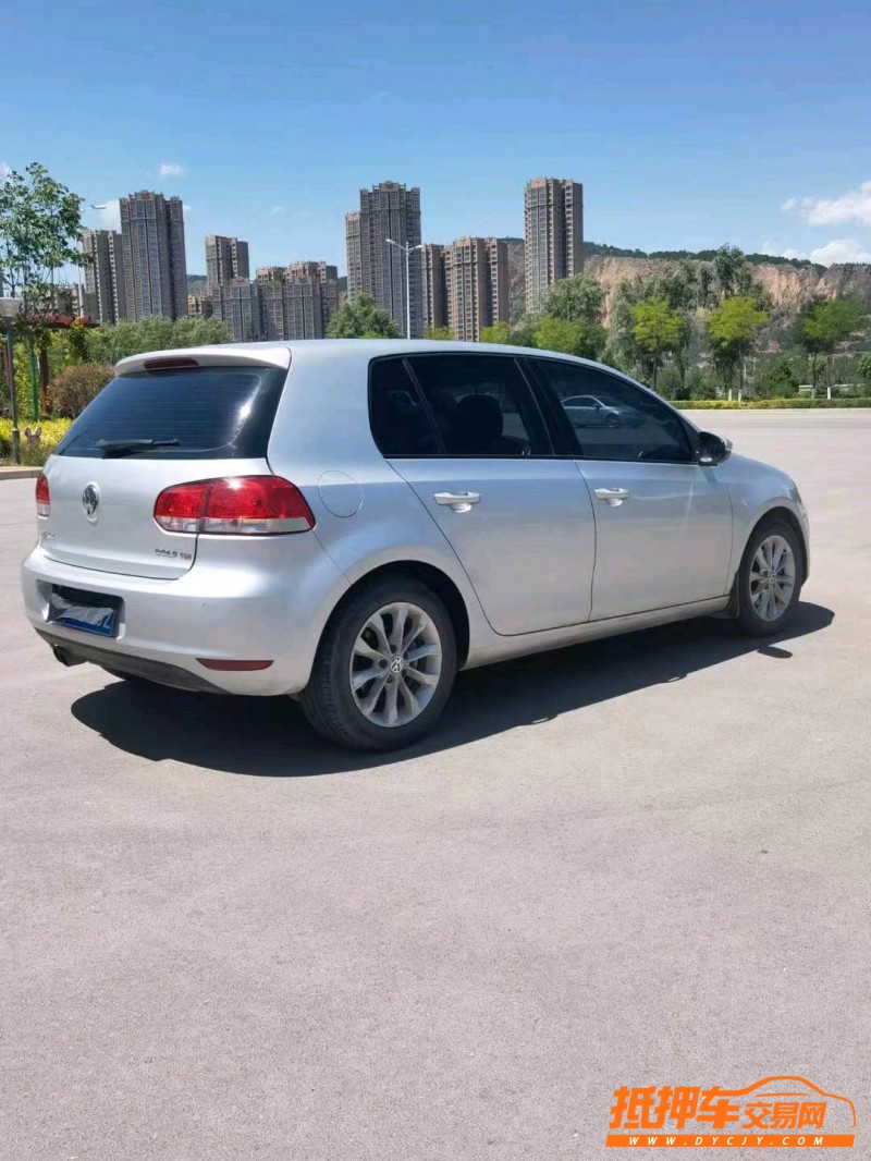 潍坊11年大众高尔夫5