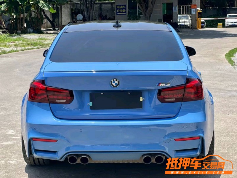 廣州17年寶馬M34