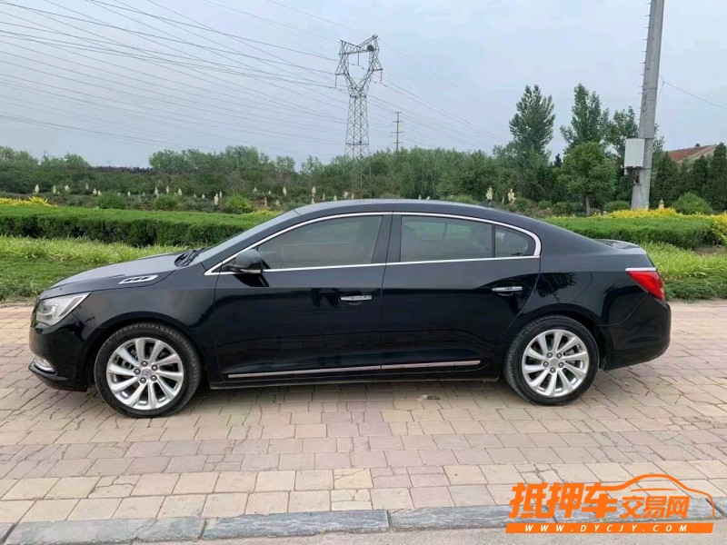 潍坊14年别克君越9