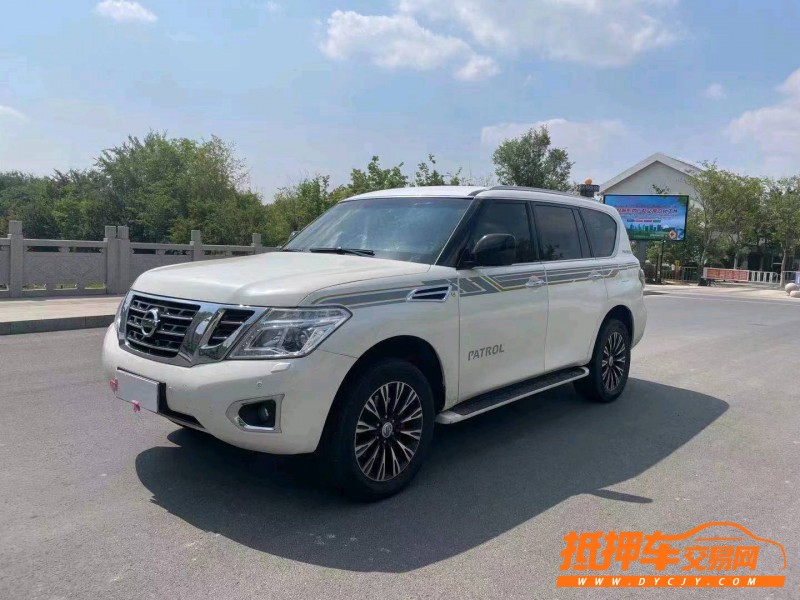 徐州17年日產途樂8
