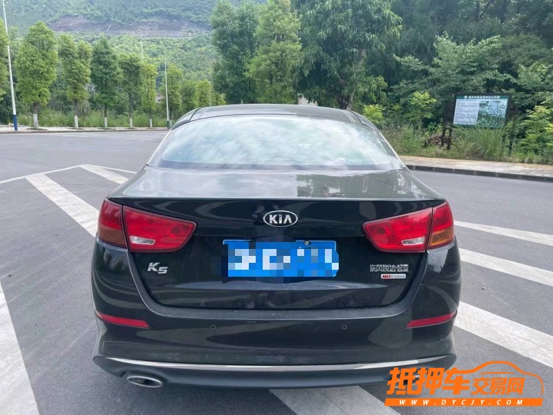 重慶14年東風轎跑車1