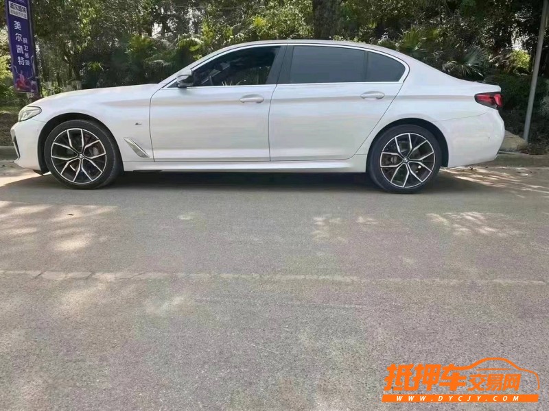 保山21年寶馬5系2