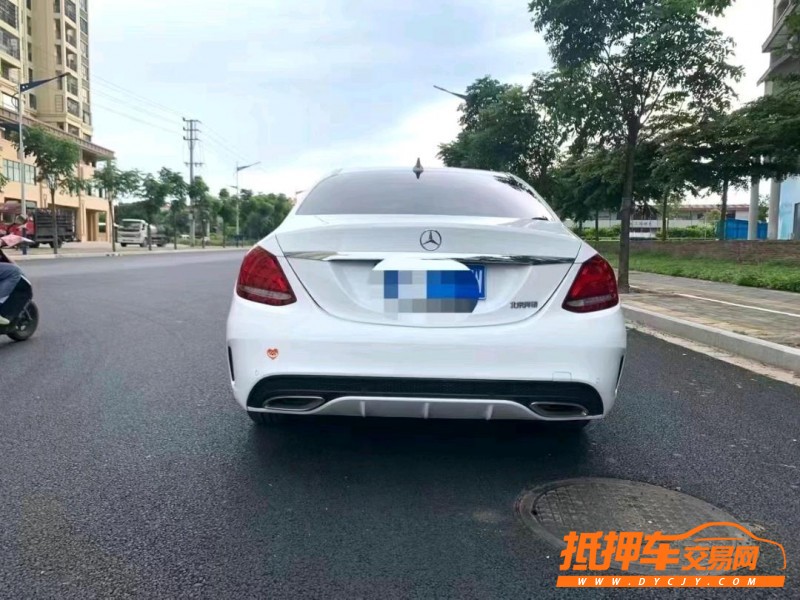欽州18年奔馳C2