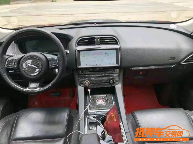 欽州17年捷豹F-PACE4