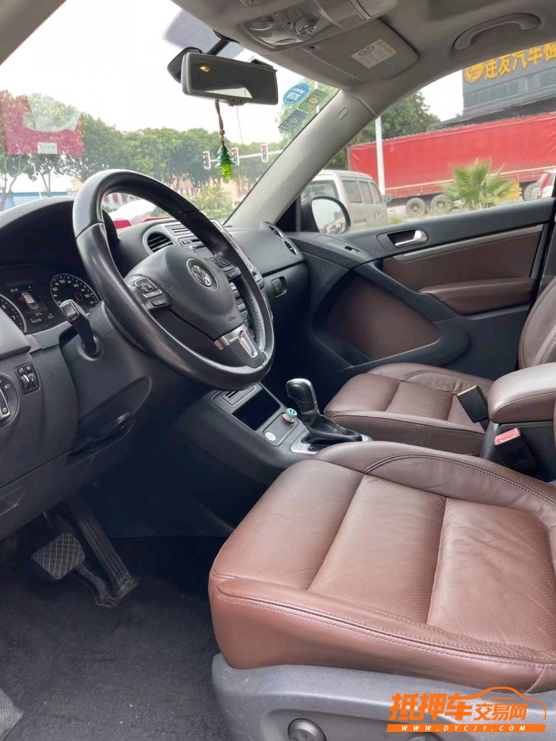 东莞14年大众途观5