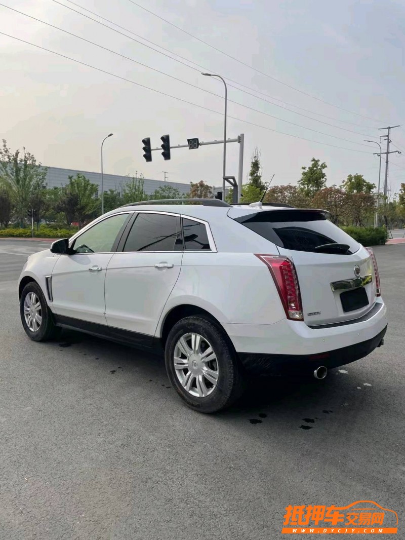 徐州16年凯迪拉克SRX8