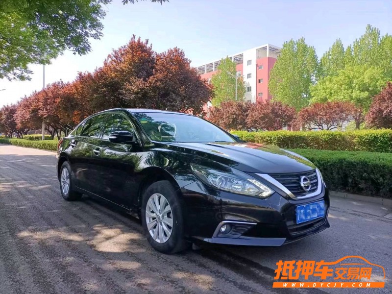 濟寧17年日產天籟2