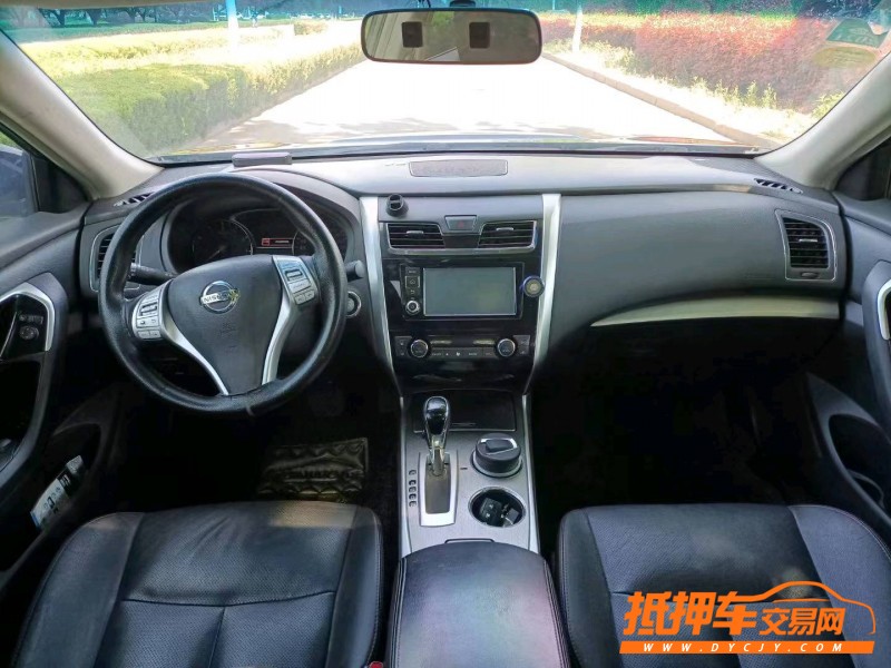 濟寧17年日產天籟4