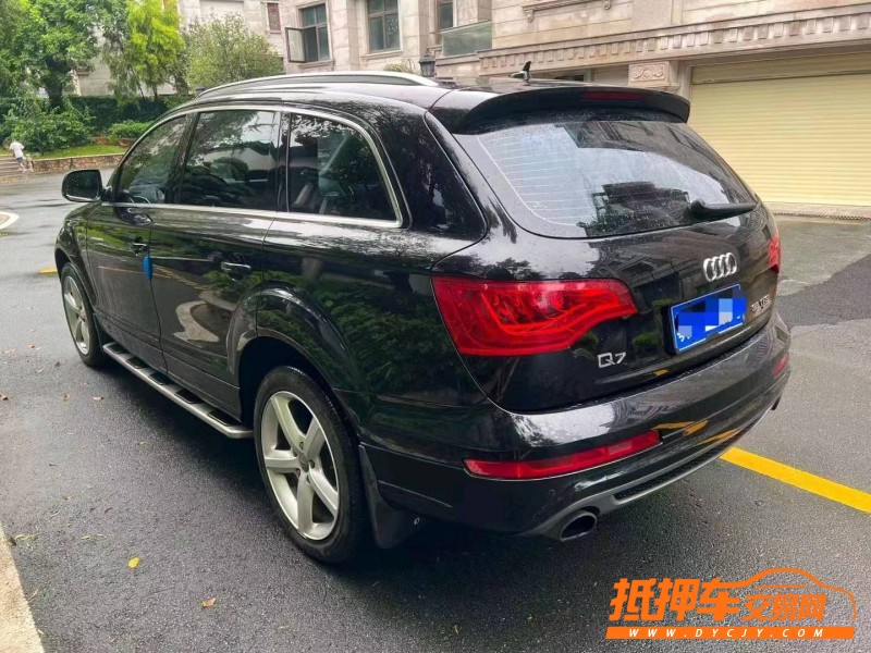 佛山14年奧迪Q78
