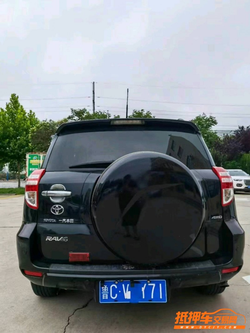 潍坊13年丰田RAV49