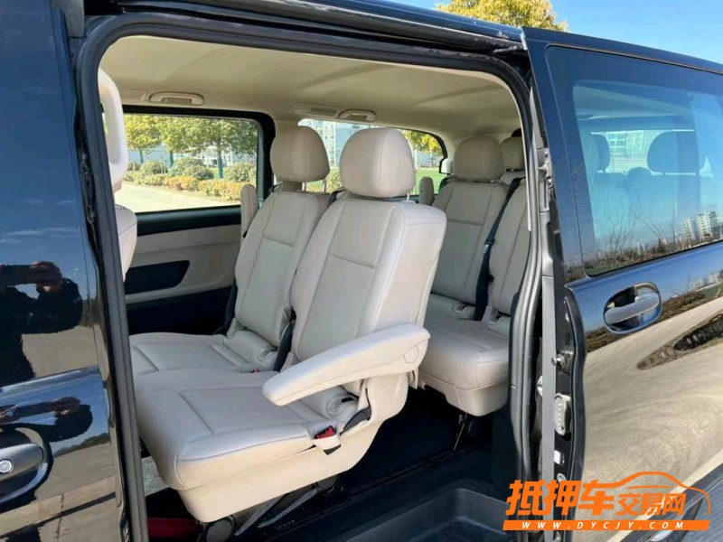 盐城20年奔驰威霆6