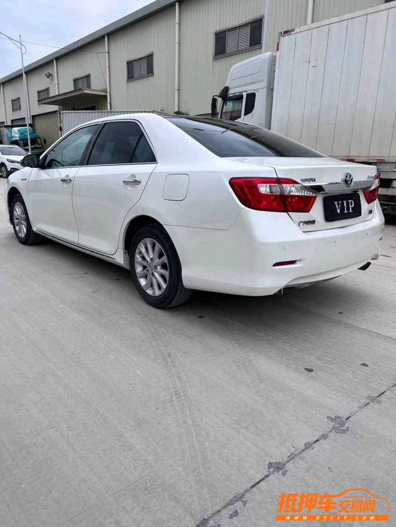 东莞12年丰田凯美瑞7