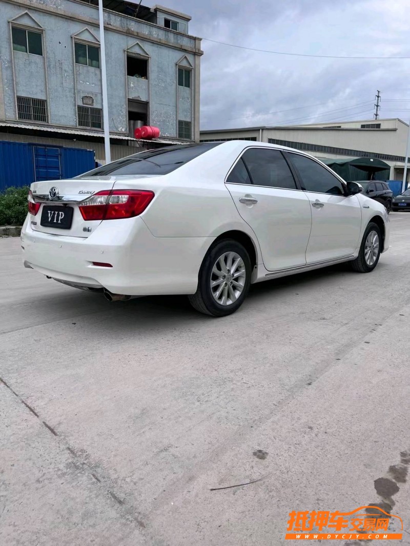 东莞12年丰田凯美瑞8