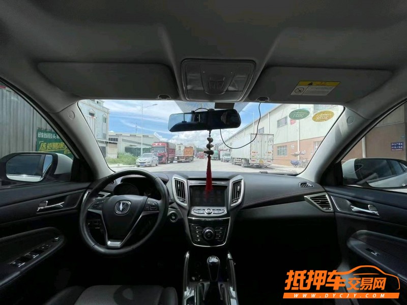 東莞18年長安汽車CS756