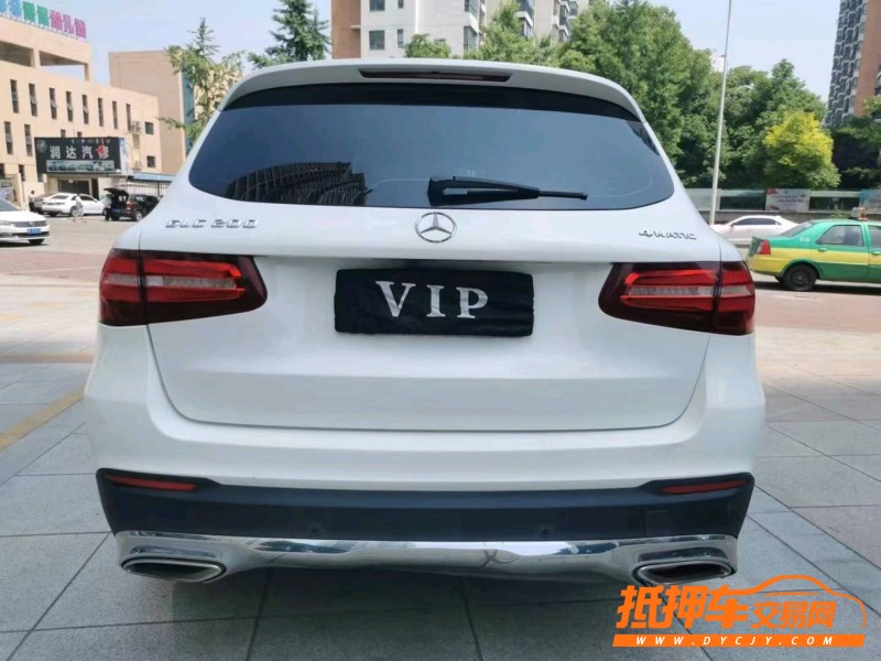 北京16年奔驰GLC9