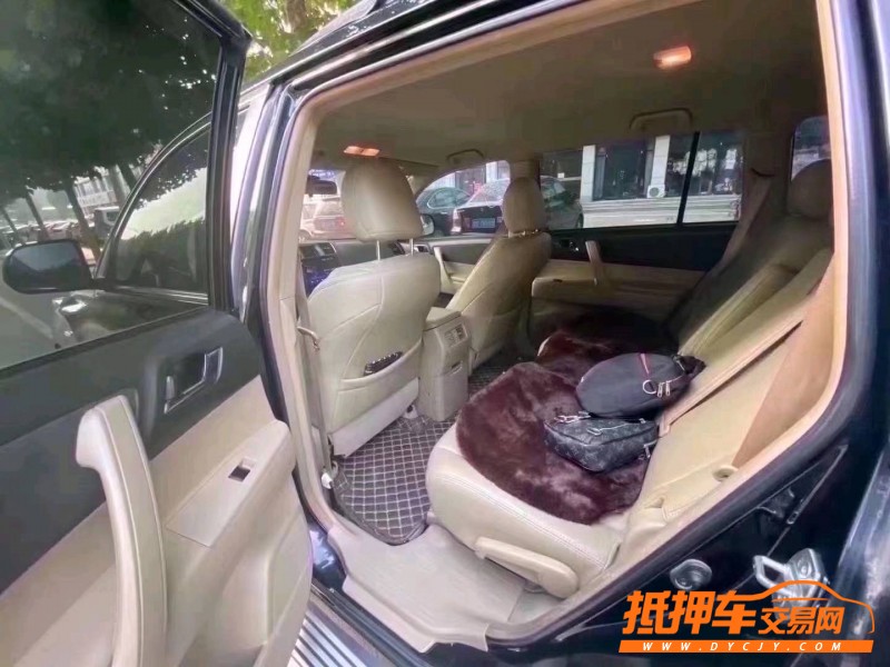 潍坊13年丰田汉兰达5
