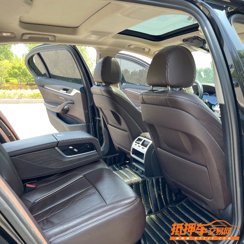 枣庄17年宝马5系3