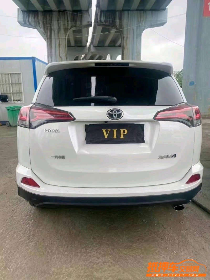 銅仁18年豐田RAV4榮放2