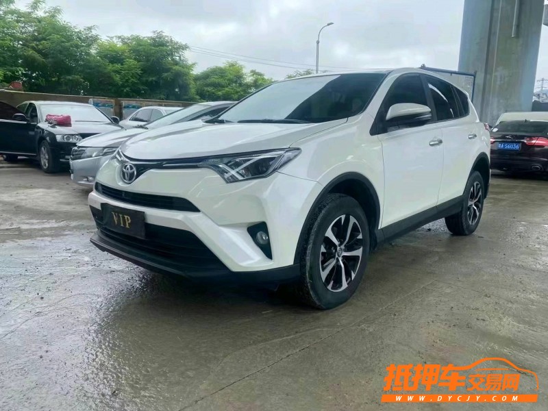 銅仁18年豐田RAV4榮放3