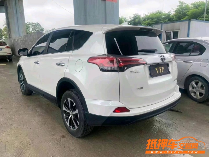 銅仁18年豐田RAV4榮放4