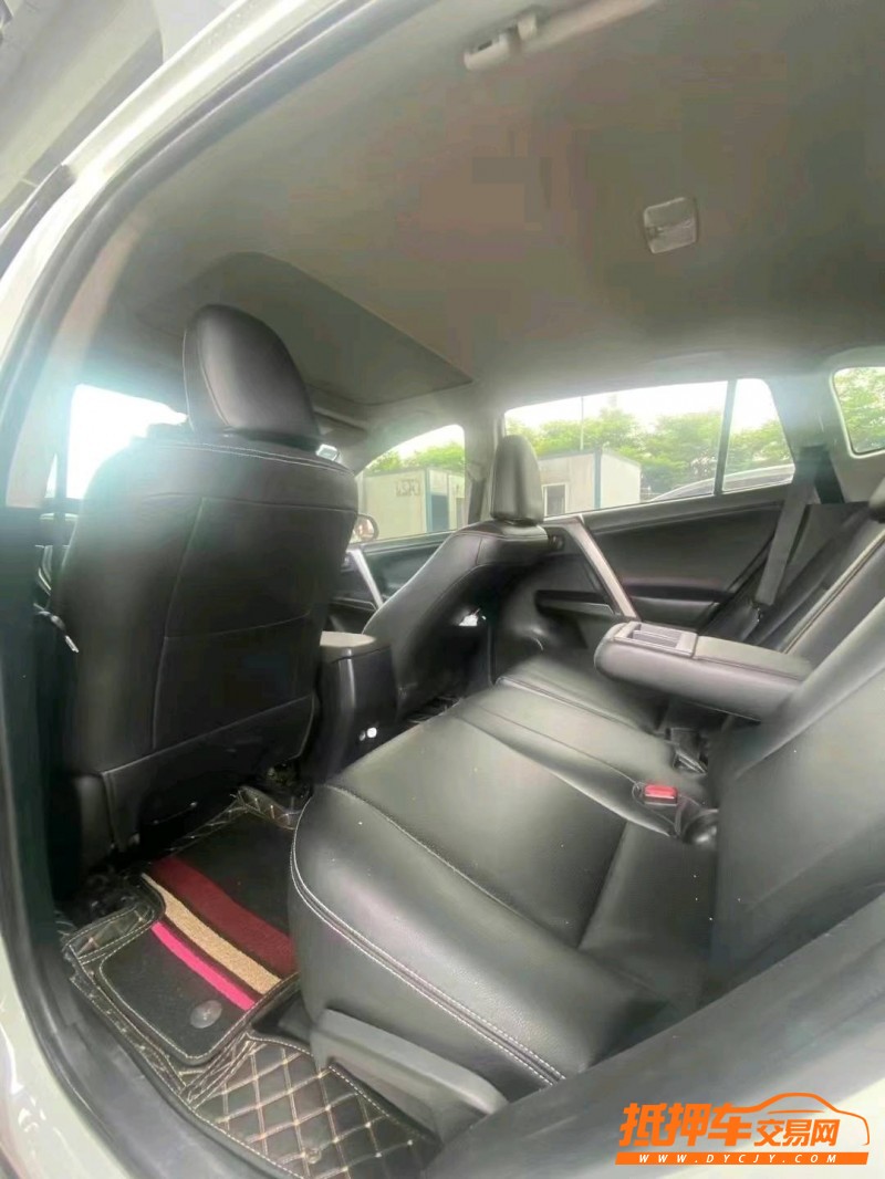 銅仁18年豐田RAV4榮放5