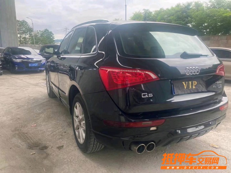 黔西南12年奧迪Q57