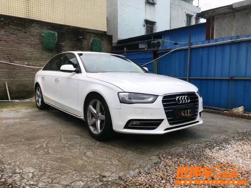 銅陵16年奧迪A4L2