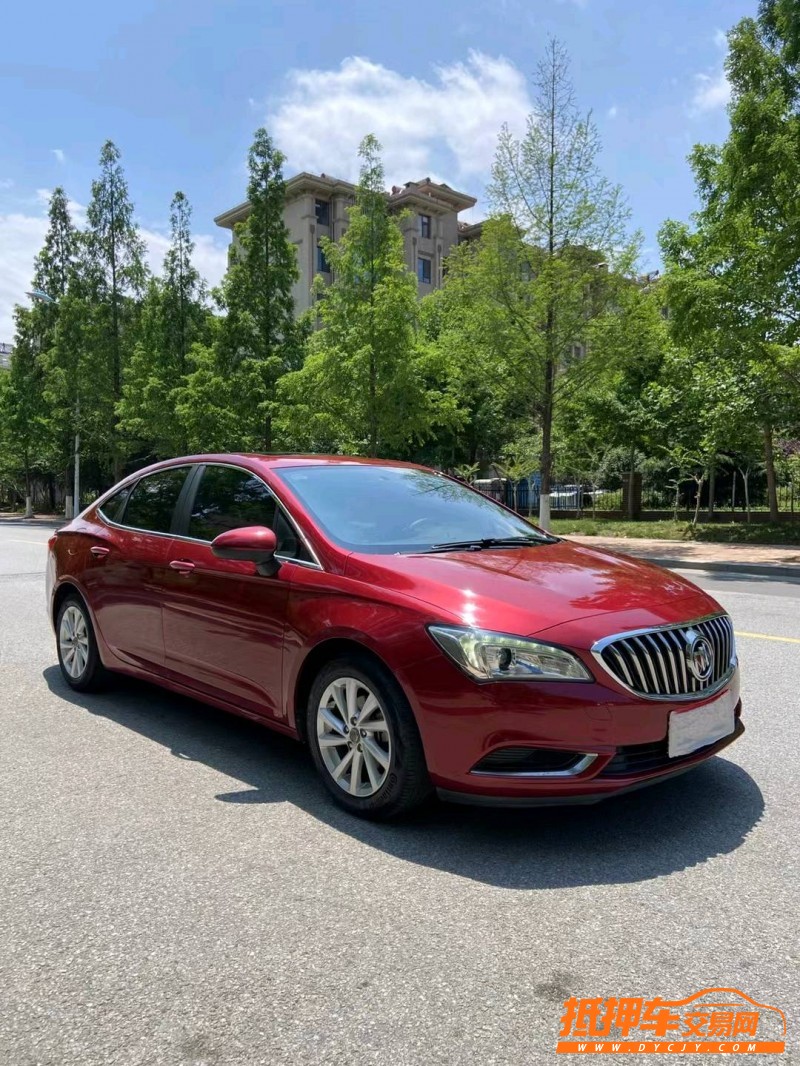 青岛16年别克威朗3