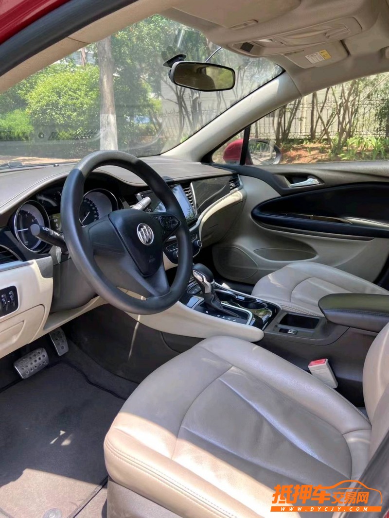 青岛16年别克威朗4
