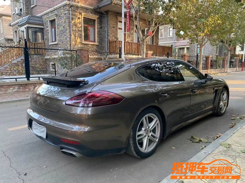 唐山15年保時捷帕拉梅拉3