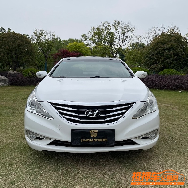 枣庄14年现代索纳塔八1